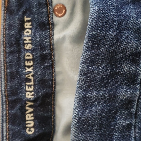 American Eagle Curvy Super High Waisted Shorts - Picture 4 of 6